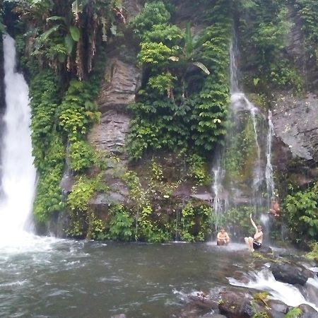 Atres Sari Resort Munduk Eksteriør bilde