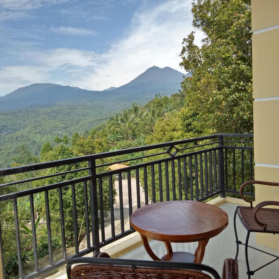Atres Sari Resort Munduk Eksteriør bilde