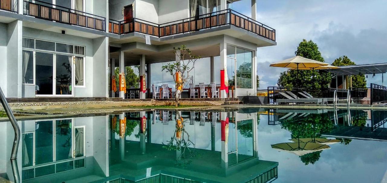Atres Sari Resort Munduk Eksteriør bilde